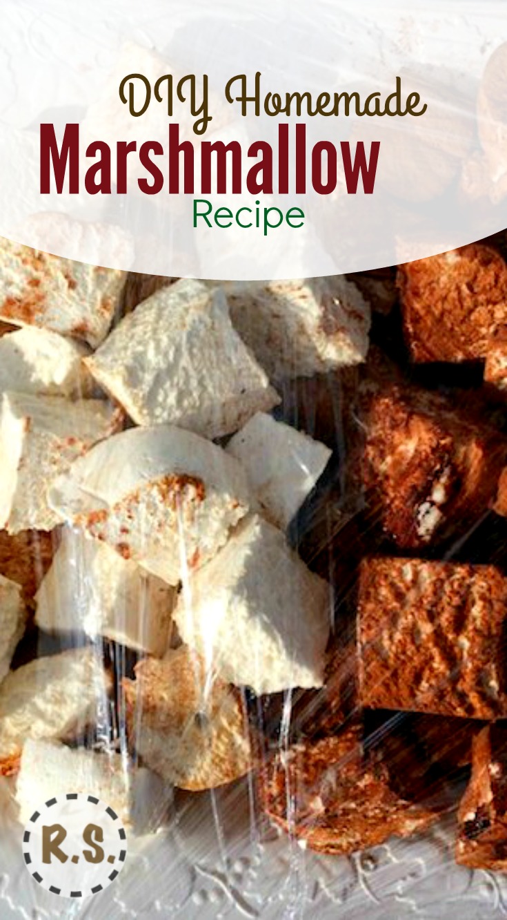 Enjoy this healthy marshmallow recipe! Made with honey, vanilla, and gelatin that is really good for you! This is WAY better than the junk that you can get at the store. They are really easy to make!