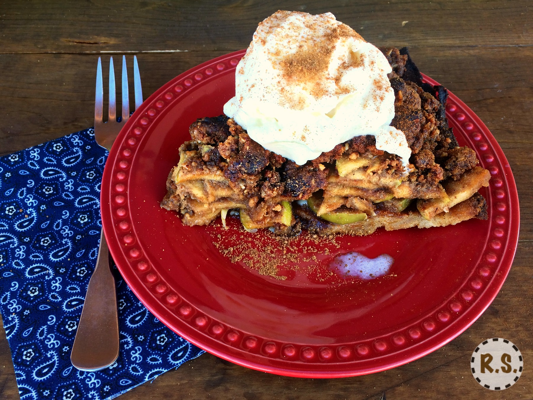 Savor the rich flavors in this dutch apple pie. The warm apple filling, to its rich crumble topping. Every bite of this pie will make you see how healthy and gluten free tastes the best!