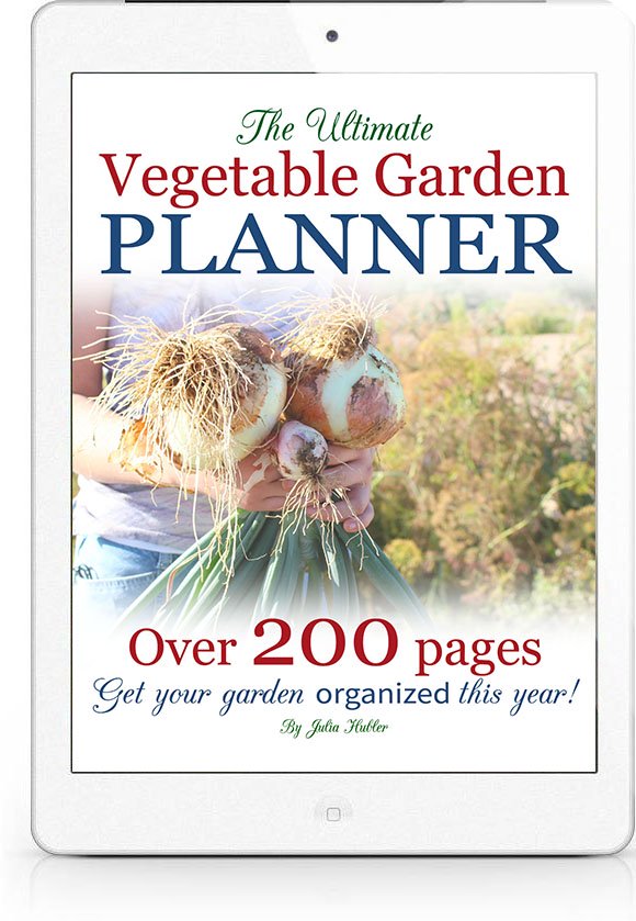 Ready to organize your garden? Learn how to use your 200+ page vegetable garden planner and get your garden organized even better this year. #gardeningforbeginners #gardeningbinder #gardeningplans